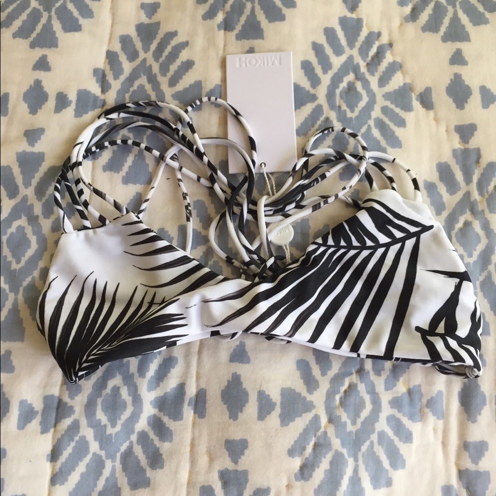 Mikoh Banyans Botanical Top